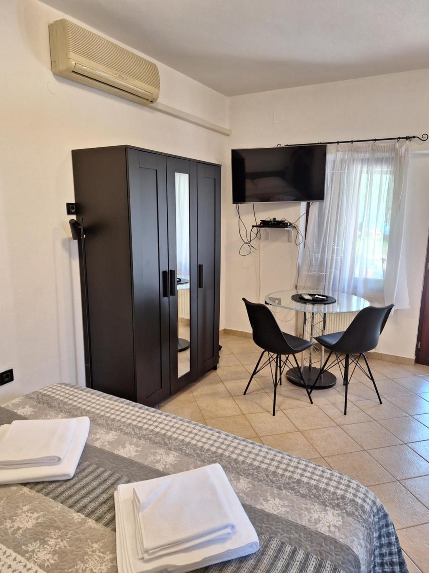 Apartments Reinic Novigrad  Exterior photo